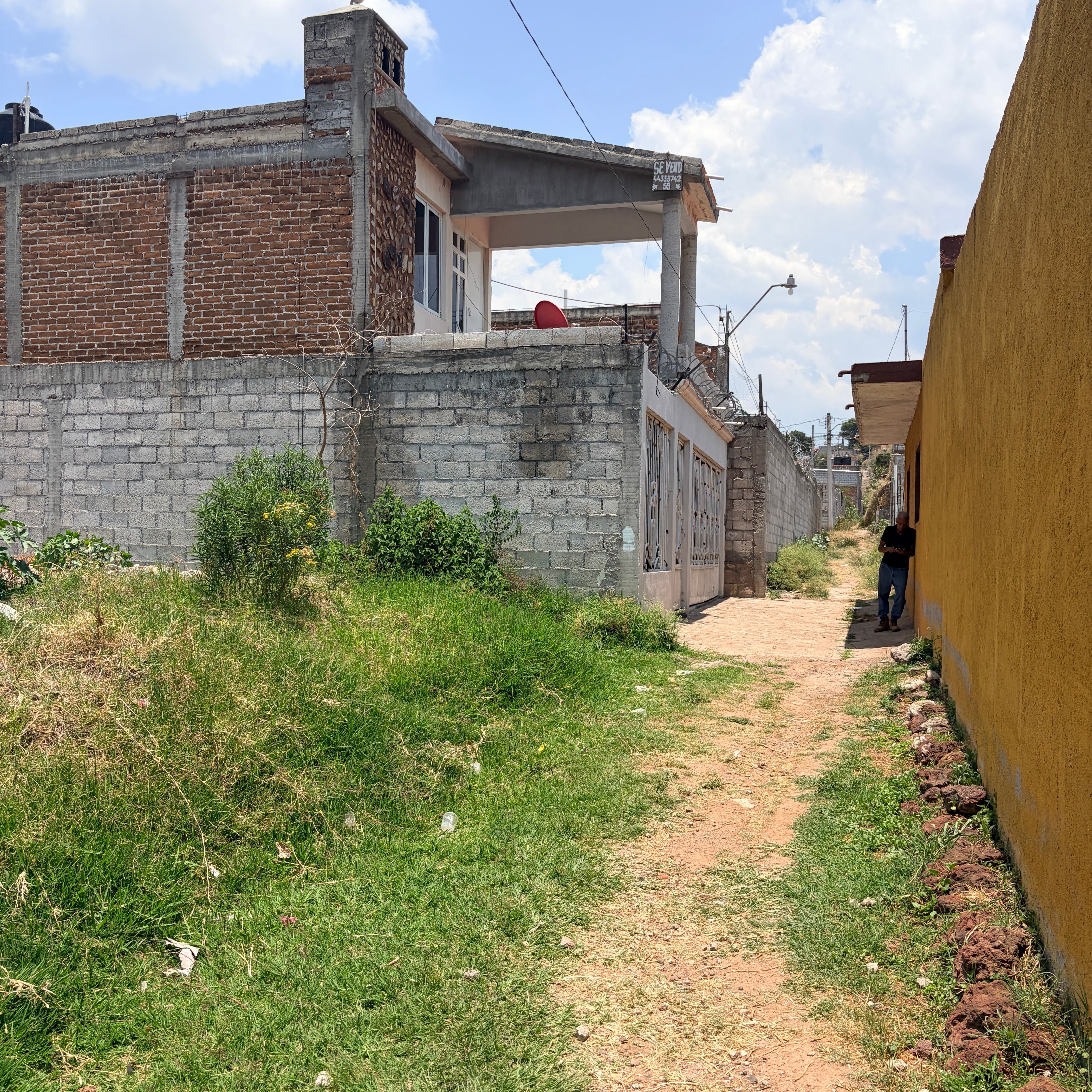 CASA EN ZINAPÉCUARO COL. LÁZARO CÁRDENAS
