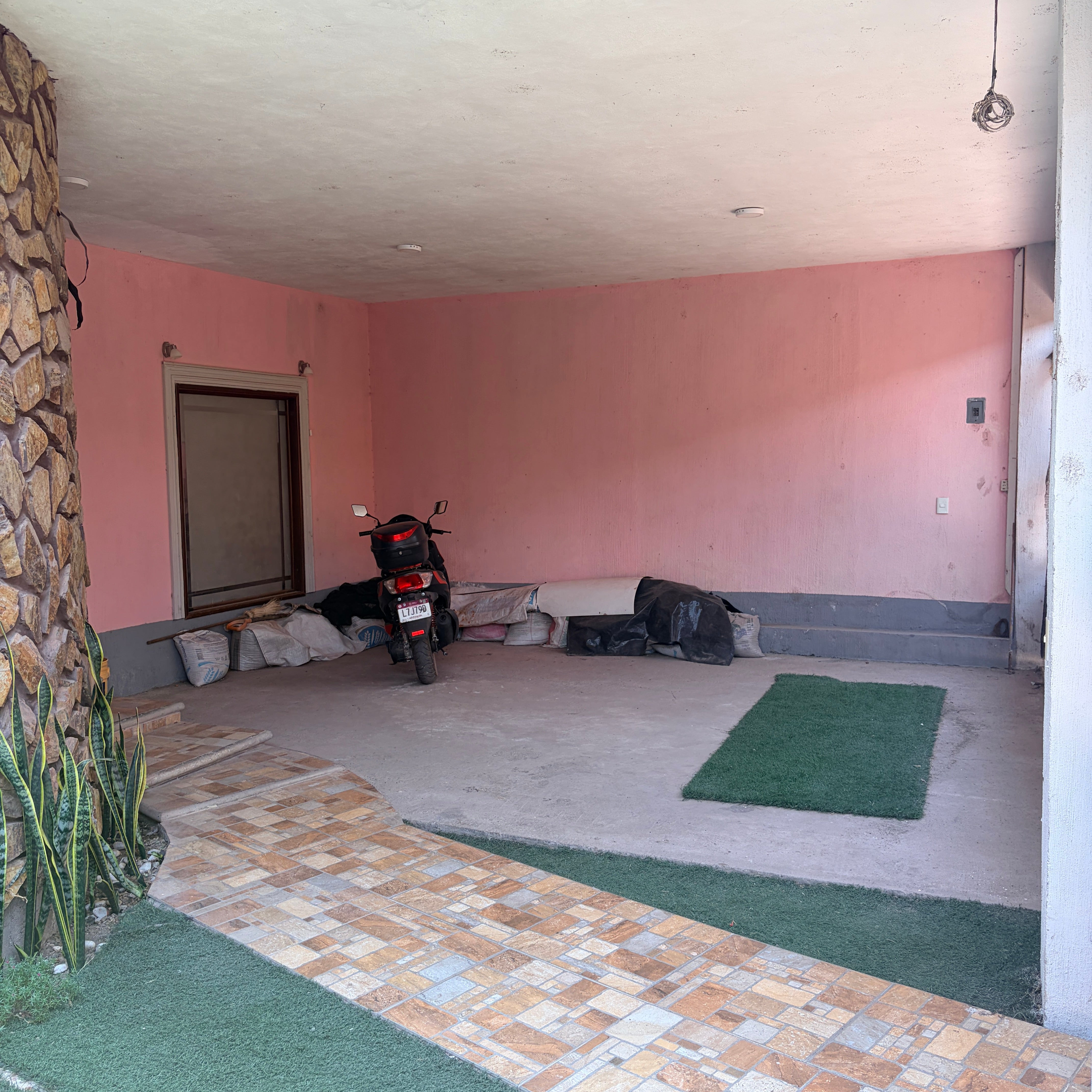 CASA EN ZINAPÉCUARO COL. LÁZARO CÁRDENAS